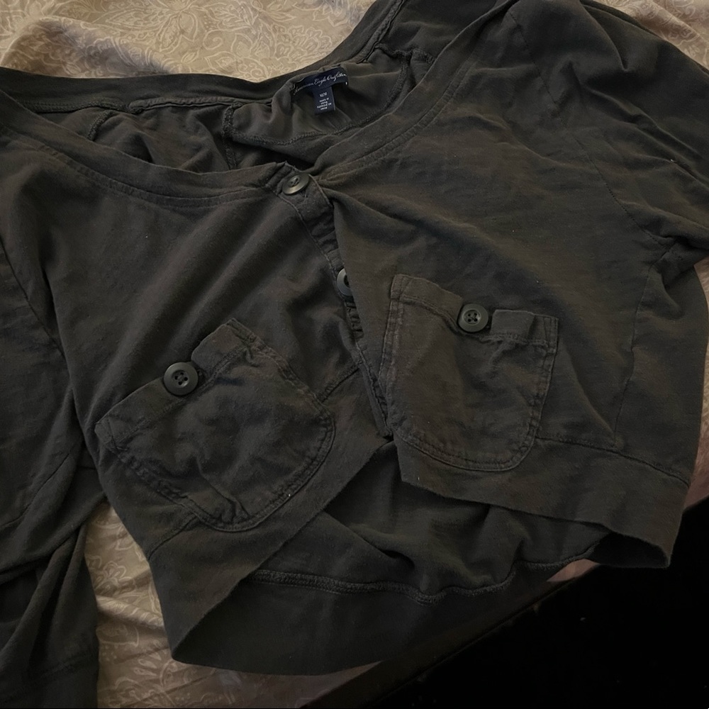 DARK GREY COVER BUTTON UP?